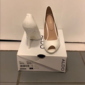 Aldo stellaa patent peep toe stilettos - white